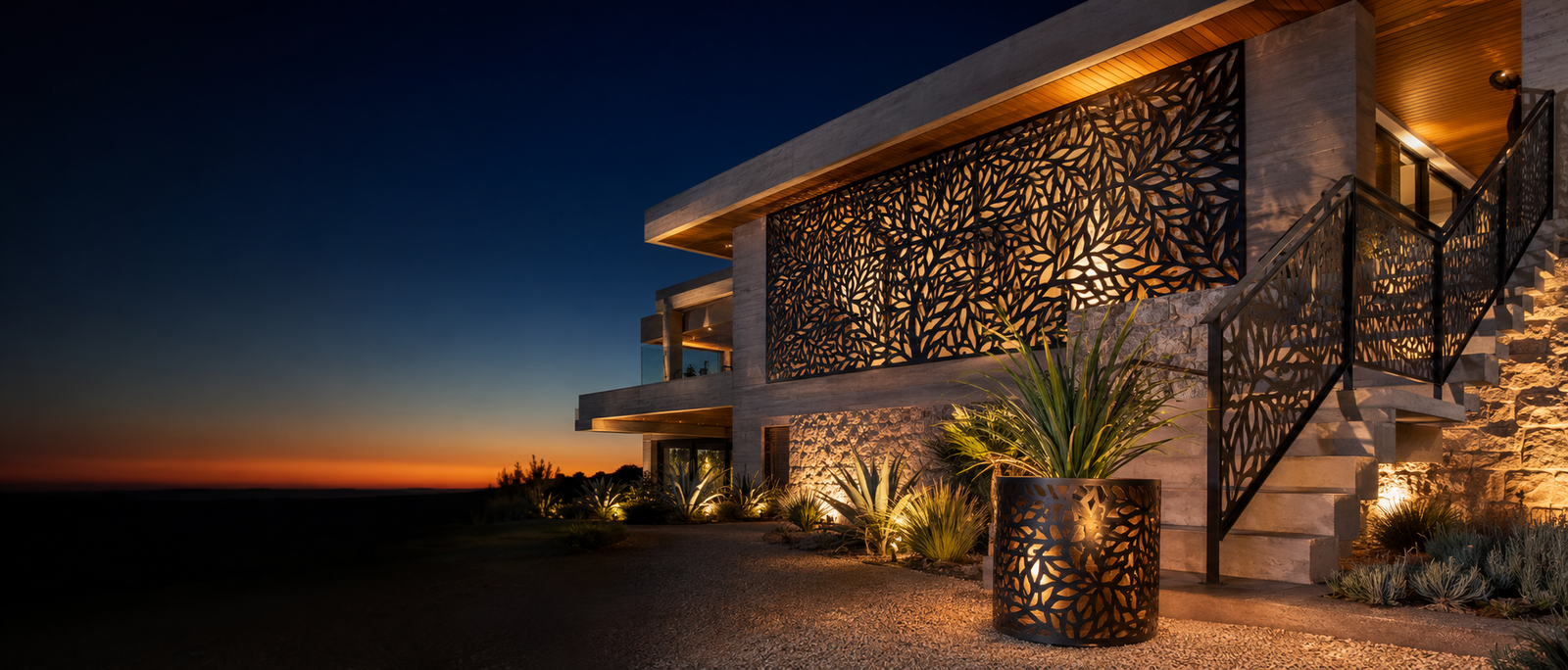 Panel decorativo en hierro con iluminación, obra Urban Outdoor
